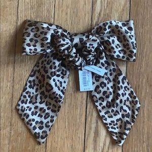 NWT J. Crew scrunchie